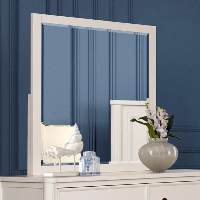 Altamira White Queen 5 Piece Bedroom Set w/Chest (N2)