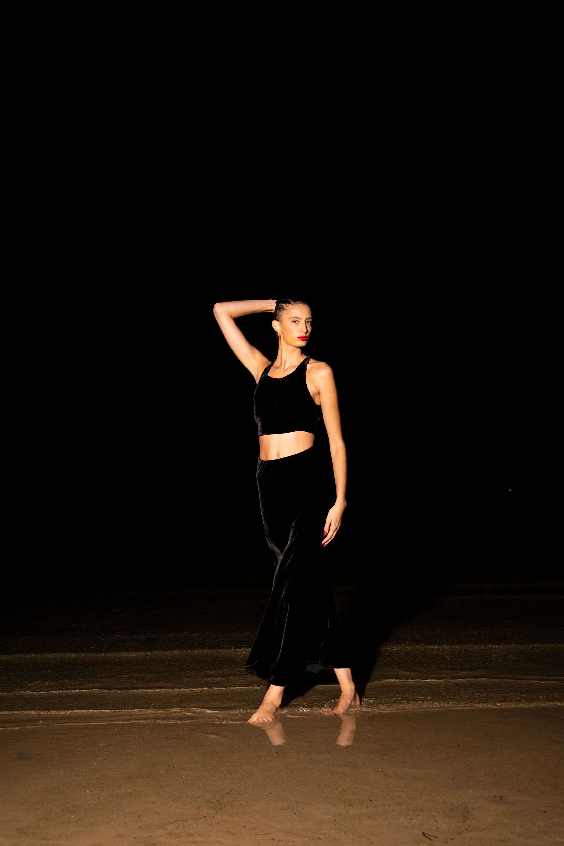 BON JACQUES VELVET TOP {BLACK}