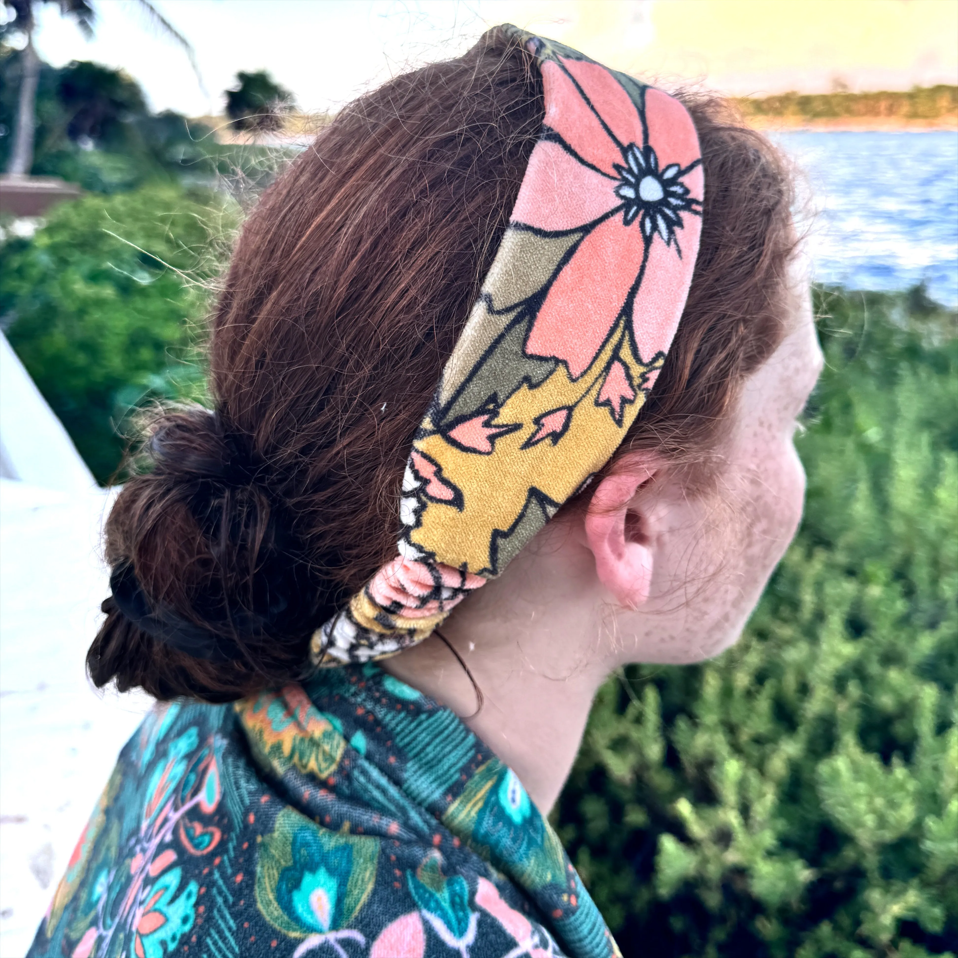 Daisy Velvet Headband
