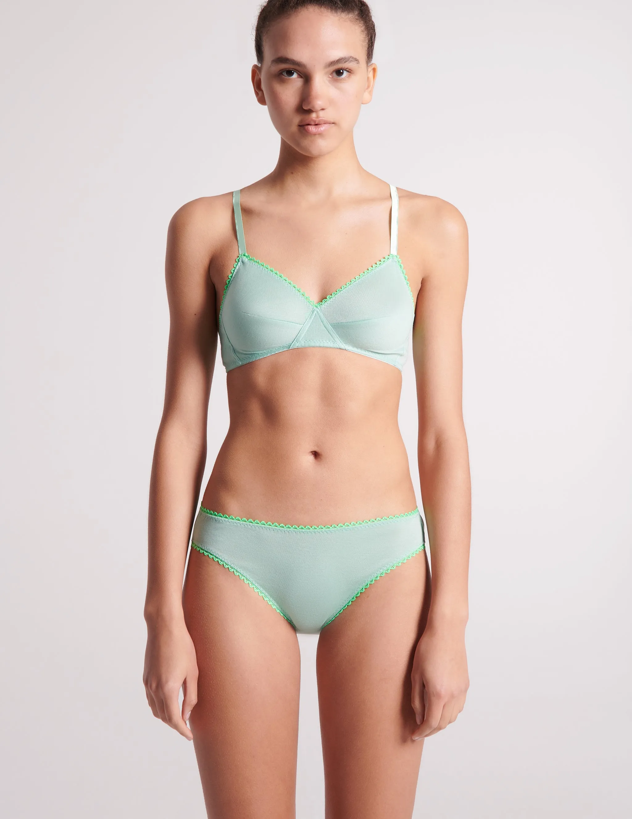 Isabella Panty Rio