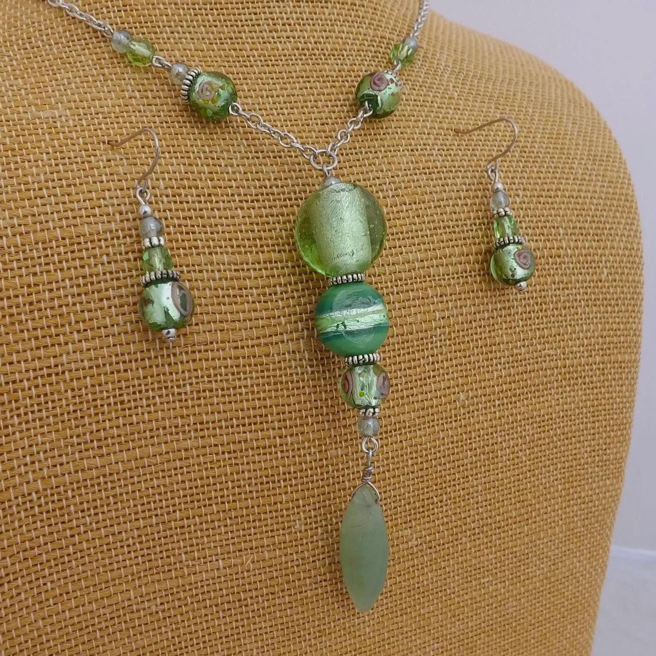 Light Green Foil Handmade Necklace & Earrings Set