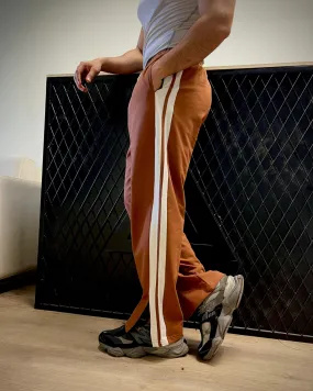 Men Extra Wide Leg Jogger with Contrast Stripe and Slit (BROWN)