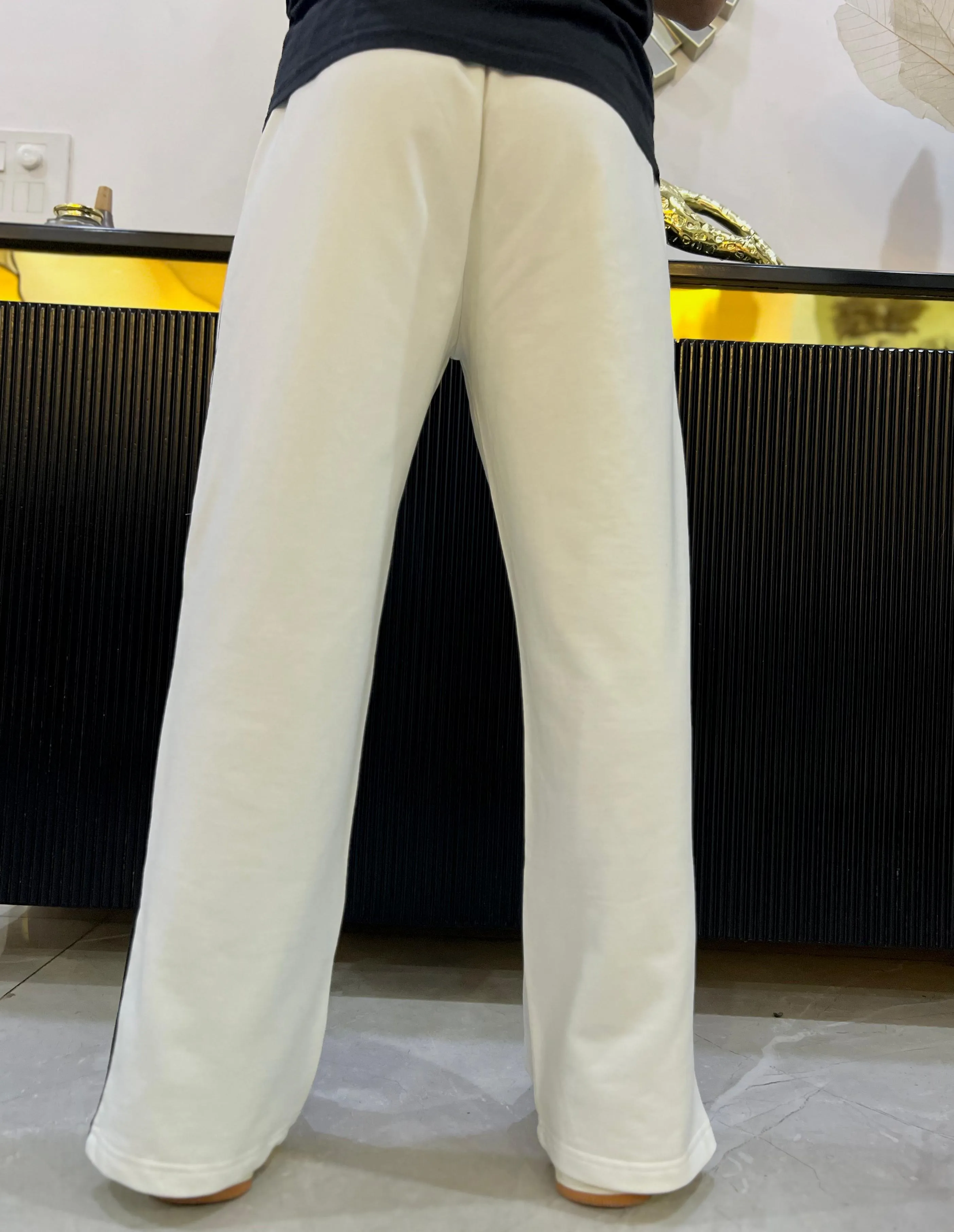 Men Extra Wide Leg Jogger with Contrast Stripe and Slit