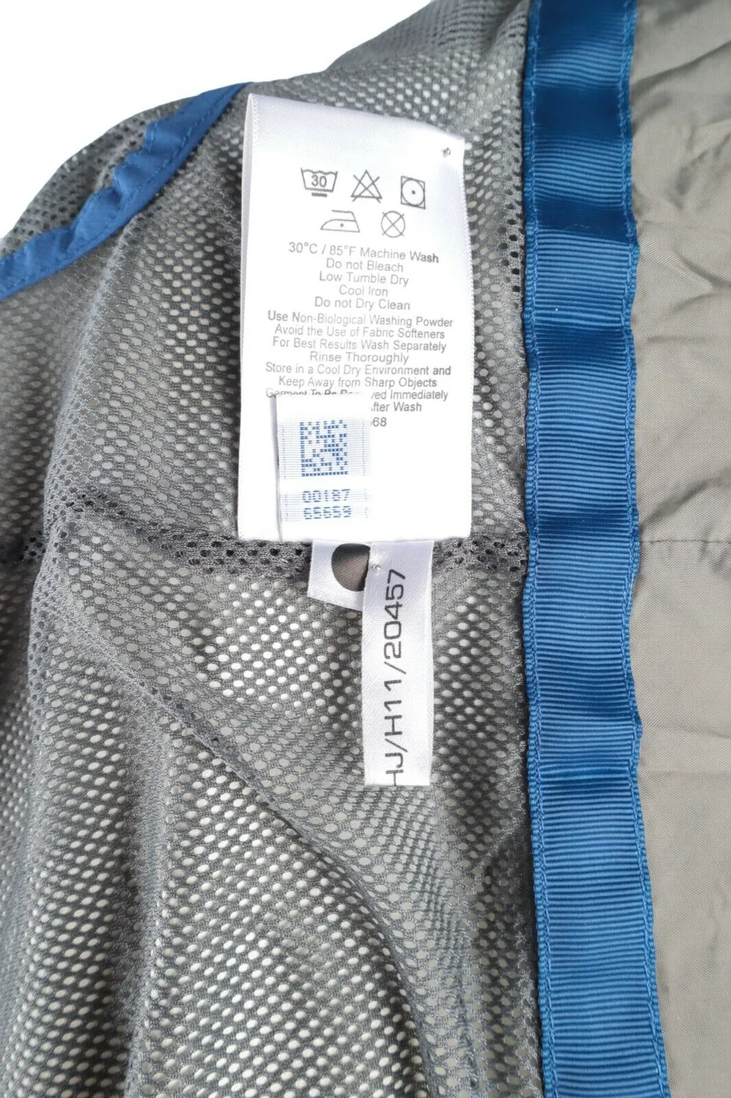 Men's BERGHAUS Gore Tex Blue Hooded Outdoor Rain Jacket Size M