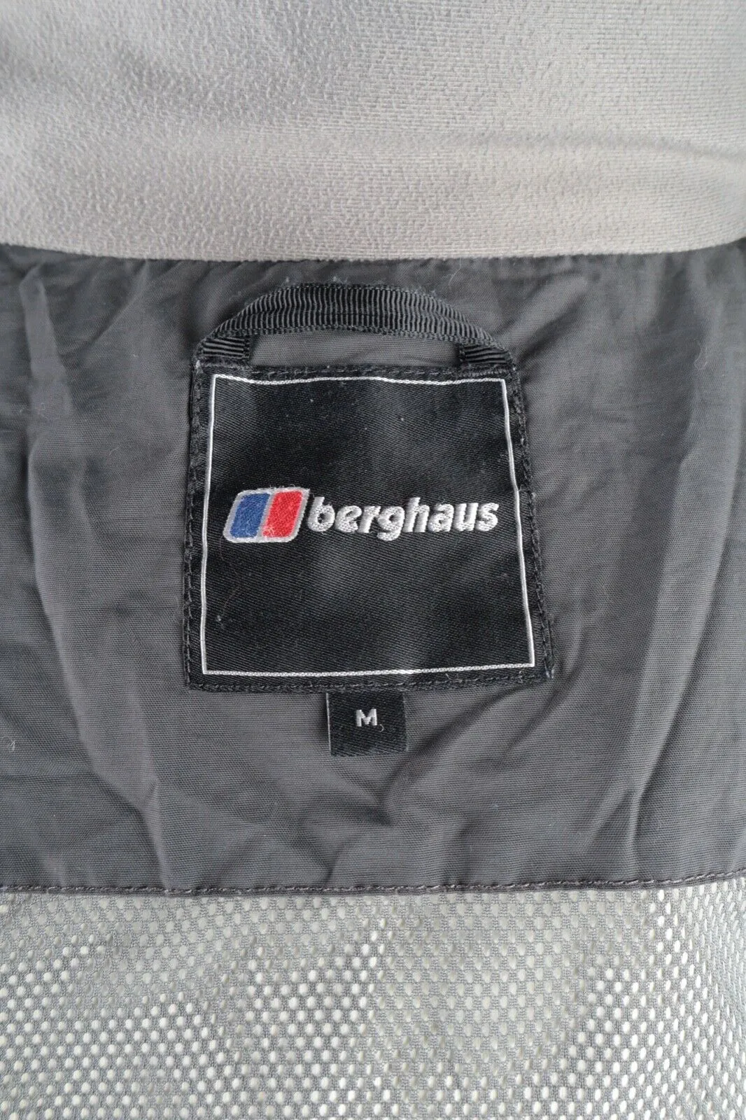 Men's BERGHAUS Gore Tex Blue Hooded Outdoor Rain Jacket Size M
