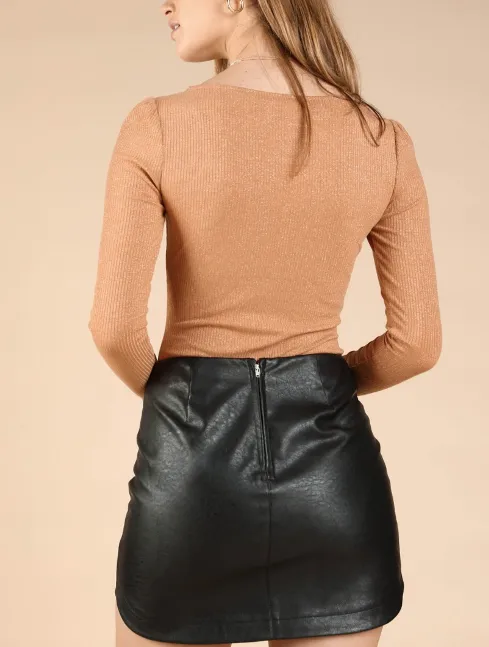 Ribbed Key Hole Long Sleeve Bodysuit