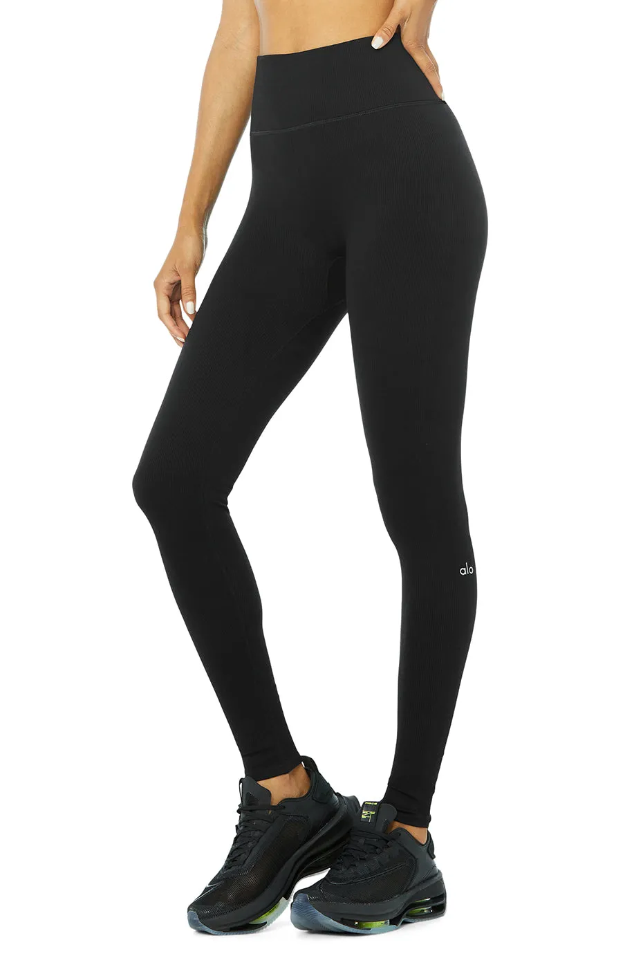 Seamless High-Waist Ribbed Legging - Black