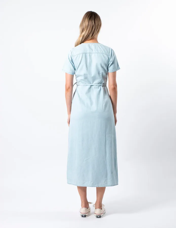 STELLA ESSENTIALS Como Dress - Light Blue Wash