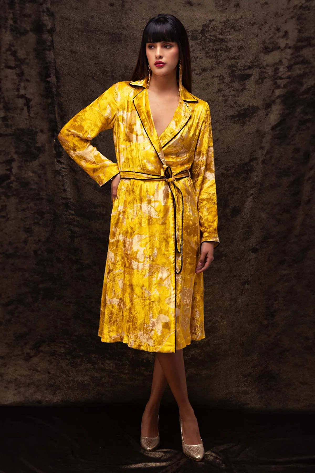 Yellow Abstract Robe Dress